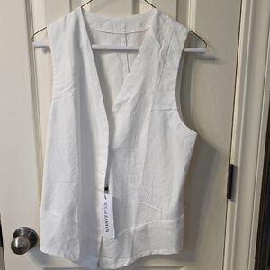 Elegant White Sleeveless Blouse